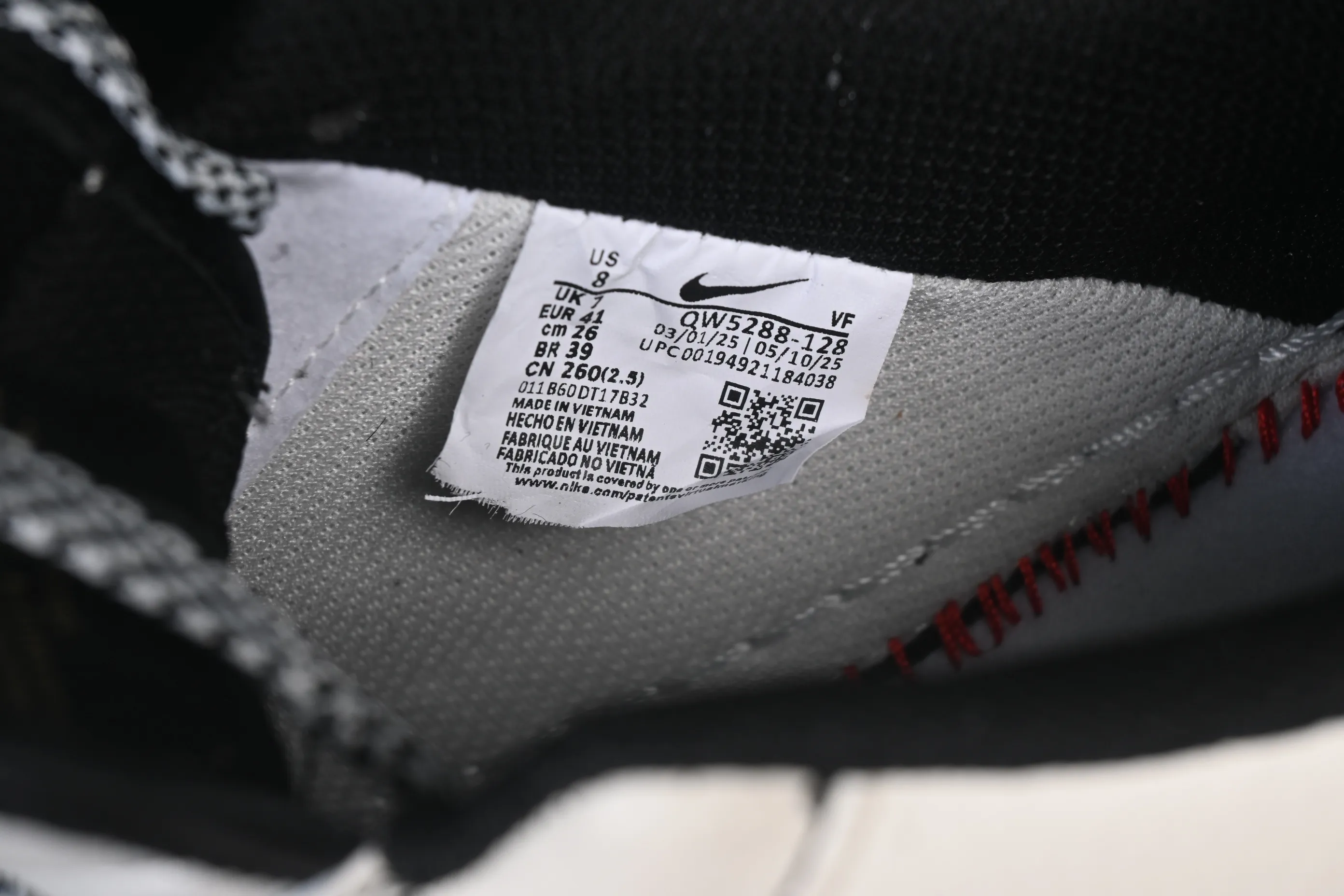 All categories Nk Air Force 1 Air Force series Nk Air Force 1 Low Air Force low-top Nike Air Force 1'07 Low Limited to the Year of the Horse, you will get rich soon Air Force 1 low-top casual sneakers QW5288-128
